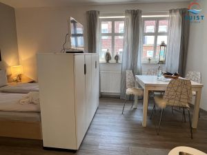 24018159-Ferienwohnung-4-Juist-300x225-1