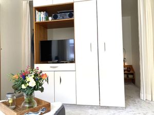 23449990-Ferienwohnung-6-Juist-300x225-4