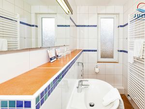 23884271-Ferienwohnung-4-Juist-300x225-5