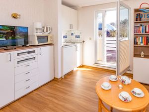 23884273-Ferienwohnung-2-Juist-300x225-2