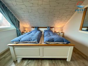 23886586-Ferienwohnung-4-Juist-300x225-3