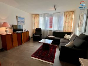 23883944-Ferienwohnung-4-Juist-300x225-3