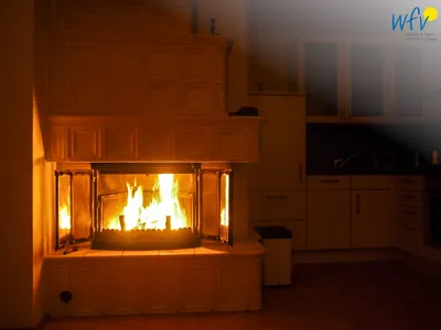 Kamin-/Ofen