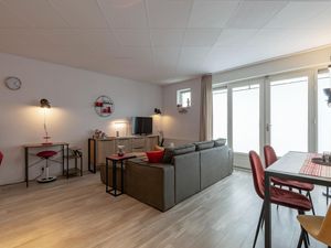 24045710-Ferienwohnung-4-Julianadorp-300x225-2