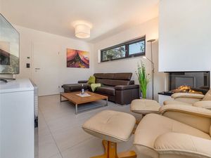 23924129-Ferienwohnung-5-Juliusruh-300x225-0