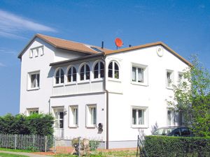 23960181-Ferienwohnung-4-Juliusruh-300x225-0