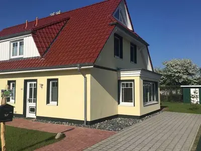 Ferienwohnung für 8 Personen (120 m²) in Breege 8/10