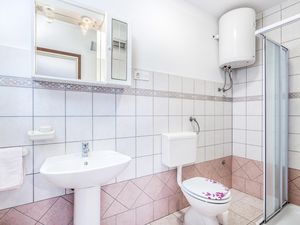 23728059-Ferienwohnung-3-Jurandvor-300x225-4