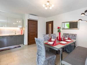 23482785-Ferienwohnung-6-Jurandvor-300x225-5