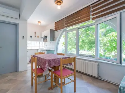 Ferienwohnung für 2 Personen in Jurandvor 4/10