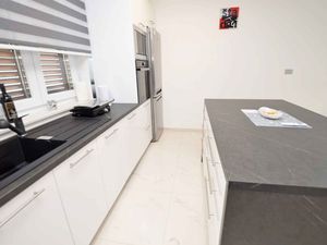 23959064-Ferienwohnung-4-Jurdani-300x225-4