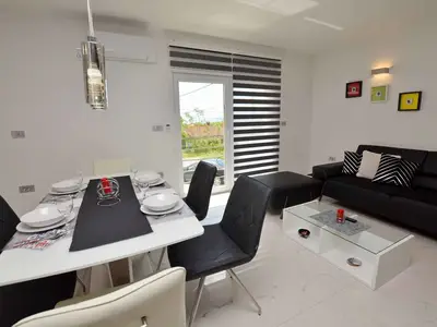 Ferienwohnung für 4 Personen (72 m²) in Jurdani 7/10