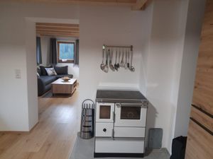 23952847-Ferienwohnung-6-Kaisers-300x225-5