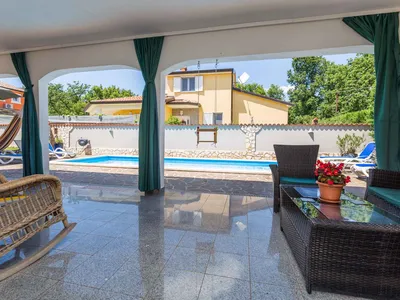 Ferienwohnung für 6 Personen (135 m²) in Kaldanija 3/10