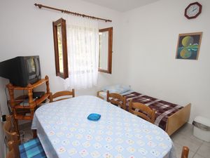 Ferienwohnung für 5 Personen (42 m²) in Kali
