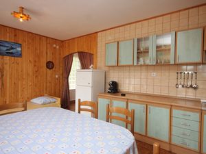 23925978-Ferienwohnung-6-Kali-300x225-4