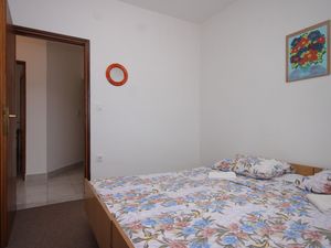 23925980-Ferienwohnung-5-Kali-300x225-4