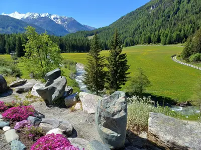 Landschaft vor dem Haus Dabaklamm