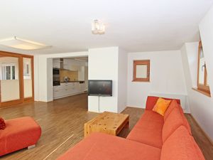 23840744-Ferienwohnung-8-Kaltenbach-300x225-4