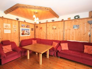 23842334-Ferienwohnung-8-Kaltenbach-300x225-3