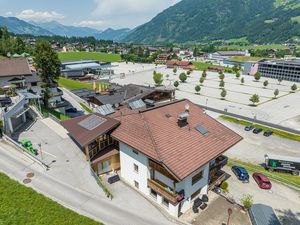 24035090-Ferienwohnung-6-Kaltenbach-300x225-4