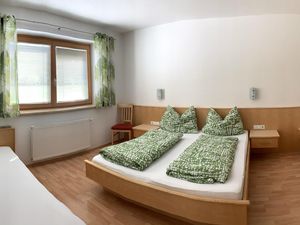 24035240-Ferienwohnung-8-Kaltenbach-300x225-1