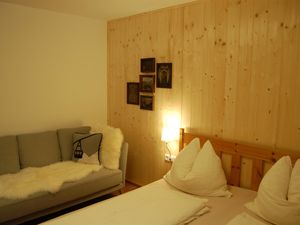 24035282-Ferienwohnung-3-Kaltenbach-300x225-5