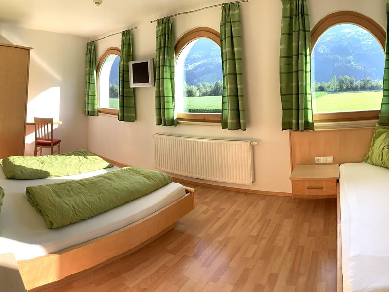 24035349-Ferienwohnung-8-Kaltenbach-800x600-2