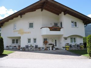 23843413-Ferienwohnung-4-Kaltenbach-300x225-5