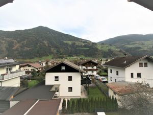 23841826-Ferienwohnung-6-Kaltenbach-300x225-4