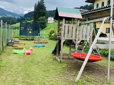 2FB40611-7C20-46A2-BB90-CAB8884D0E87