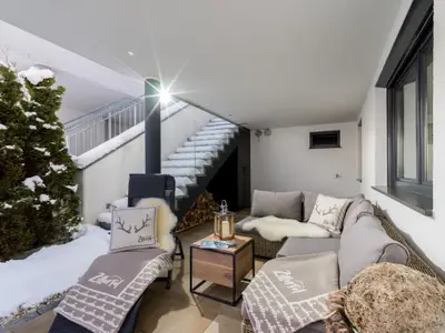 Vans_Place_Aeussere_Embergstrasse_16_Kaltenbach_01