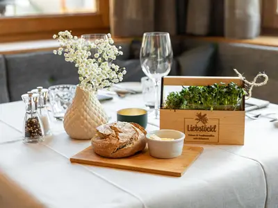 TIROLERIN-Liebstöckl-22