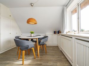 24014963-Ferienwohnung-2-Kampen-300x225-2