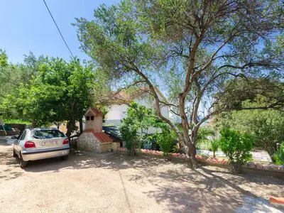 Ferienwohnung für 5 Personen (55 m²) in Kampor 9/10