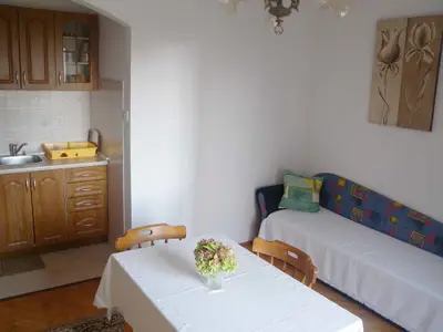 Ferienwohnung für 5 Personen (55 m²) in Kampor 8/10