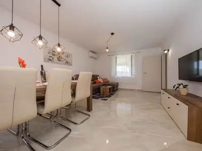 Ferienwohnung für 6 Personen (75 m²) in Kampor 1/10