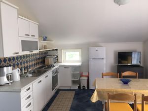 Kochbereich. Küche mit Essplatz
