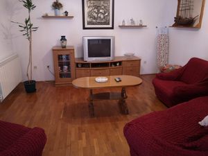 18321844-Ferienwohnung-7-Kampor-300x225-1