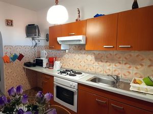 18688342-Ferienwohnung-5-Kampor-300x225-4