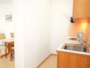 23927305-Ferienwohnung-4-Kampor-300x225-4