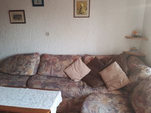 23934077-Ferienwohnung-5-Kampor-300x225-1