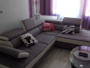 18323399-Ferienwohnung-6-Kampor-300x225-1