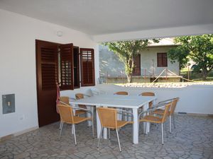 Ferienwohnung für 8 Personen (109 m²) in Kampor