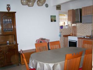 22314101-Ferienwohnung-4-Kampor-300x225-2