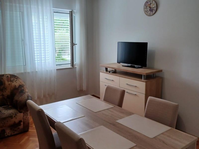 23924489-Ferienwohnung-6-Kampor-800x600-1