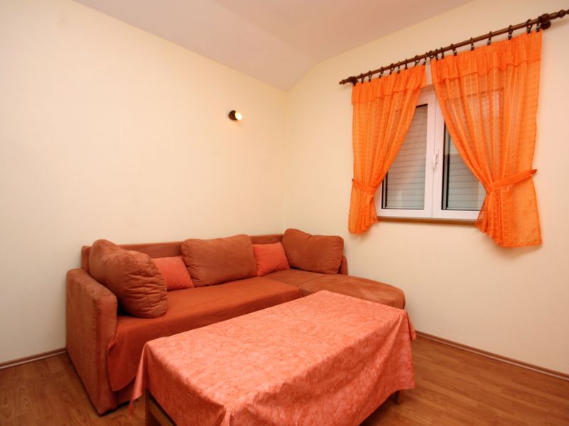 23928136-Ferienwohnung-6-Kampor-800x600-2