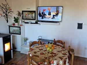 23931481-Ferienwohnung-7-Kampor-300x225-3