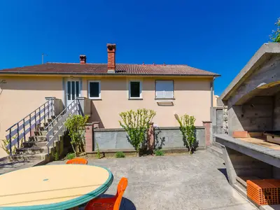 Ferienwohnung für 8 Personen (90 m²) in Kampor 6/10
