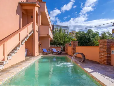 pool